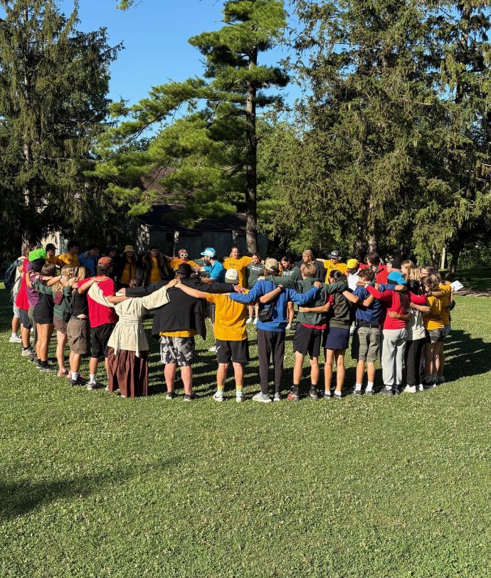 Un emploi où plaisir, plein air et développement se rencontrent